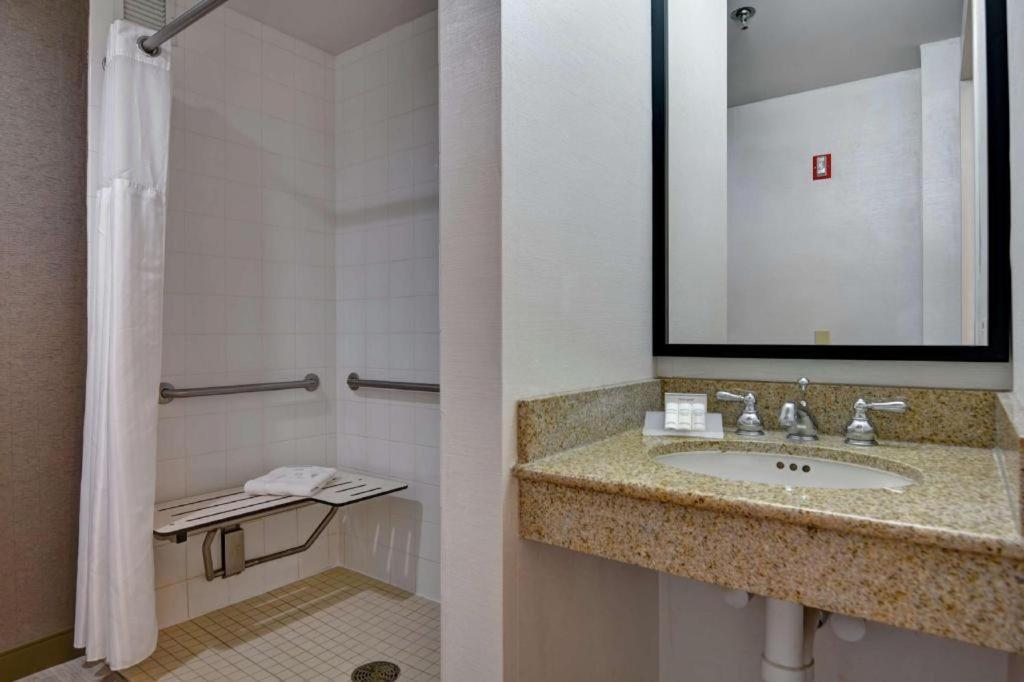 Hilton Garden Inn Appleton/Kimberly Εξωτερικό φωτογραφία