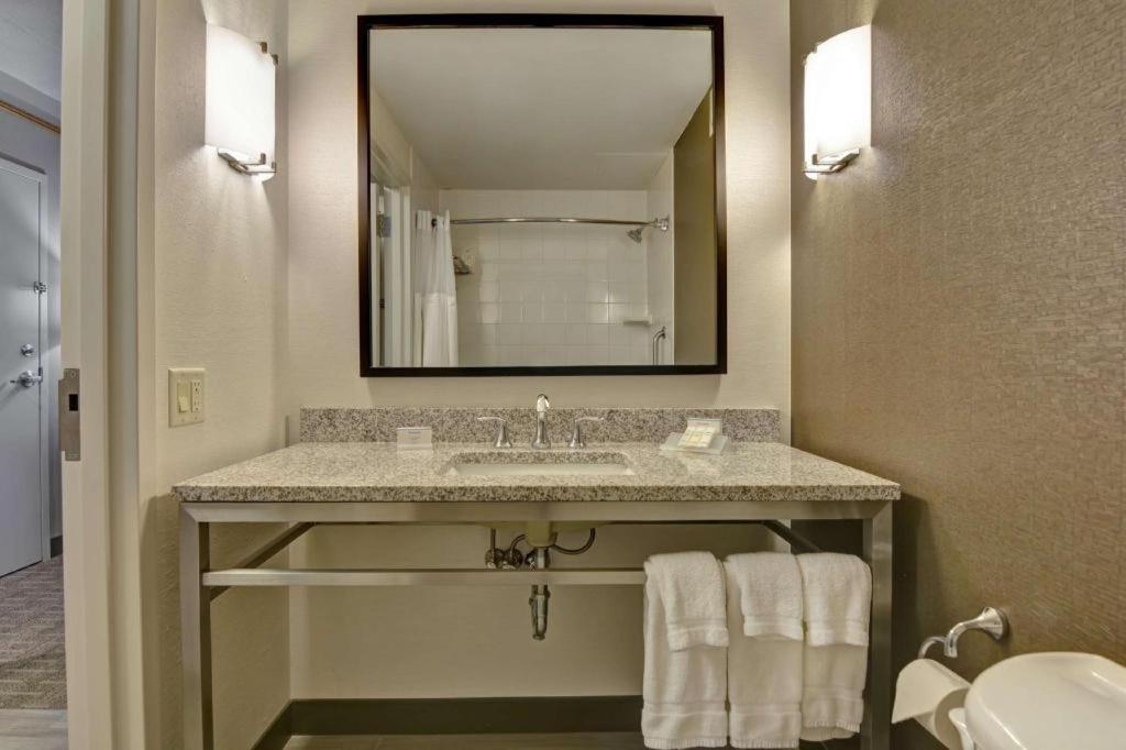 Hilton Garden Inn Appleton/Kimberly Εξωτερικό φωτογραφία